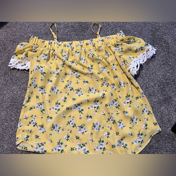 Bundle off the shoulder express shirts size M - Picture 2 of 3